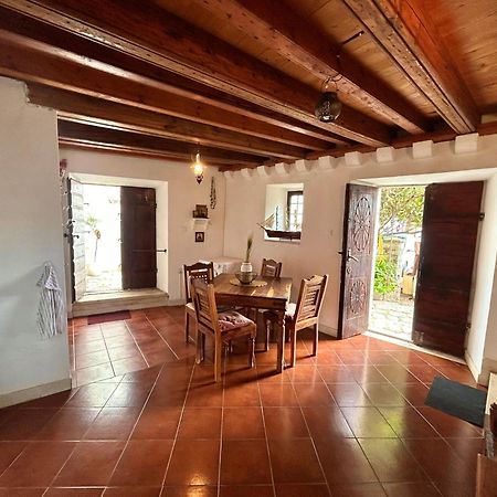 فيلا Charming Bohemian House In بيراتس المظهر الخارجي الصورة