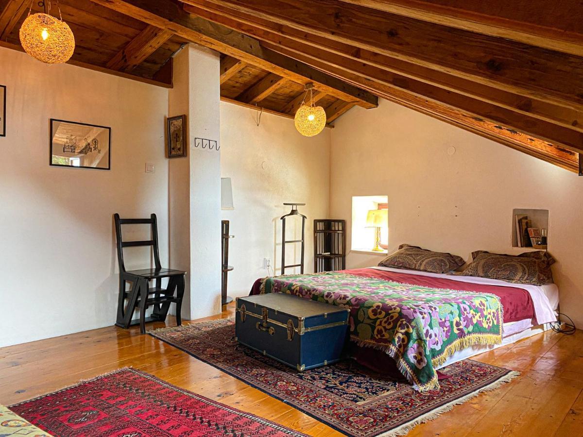 فيلا Charming Bohemian House In بيراتس المظهر الخارجي الصورة