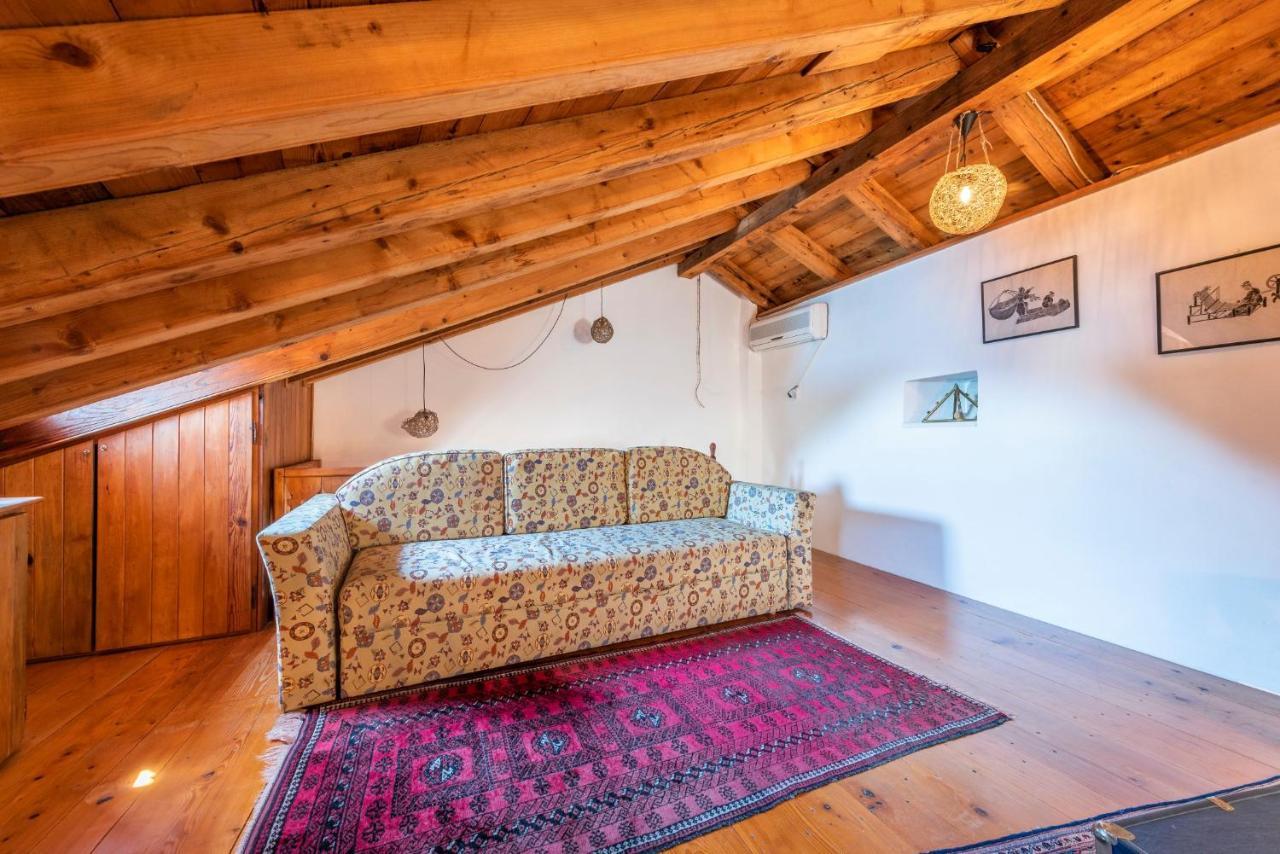 فيلا Charming Bohemian House In بيراتس المظهر الخارجي الصورة
