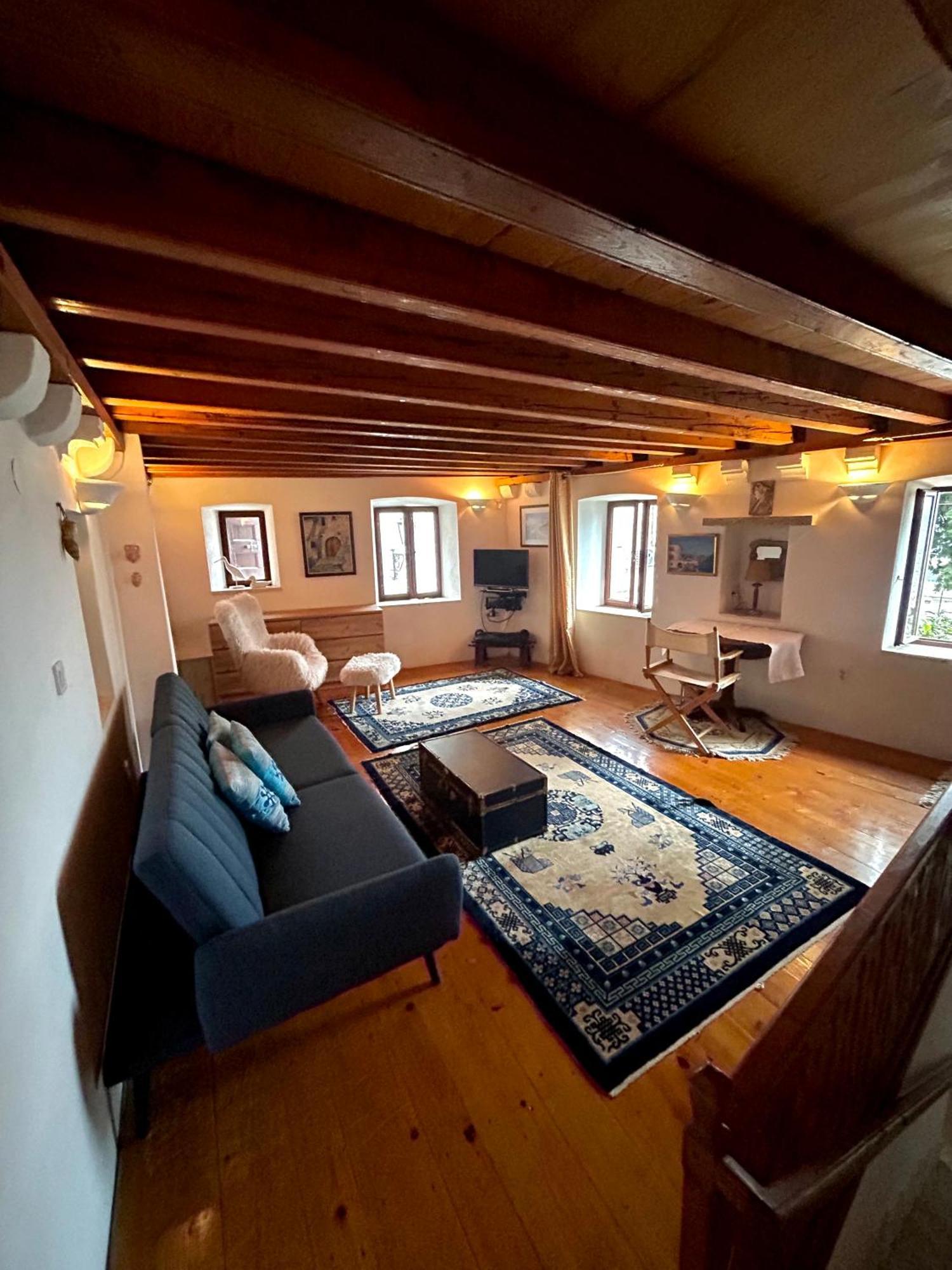 فيلا Charming Bohemian House In بيراتس المظهر الخارجي الصورة